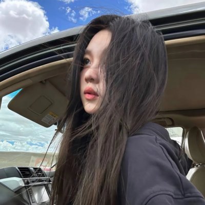 尖叫皇后第一季封面